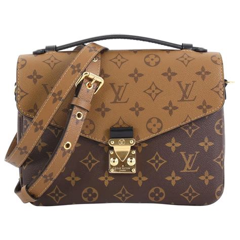 louis vuitton pochette metis monogram canvas|Louis Vuitton reverse metis.